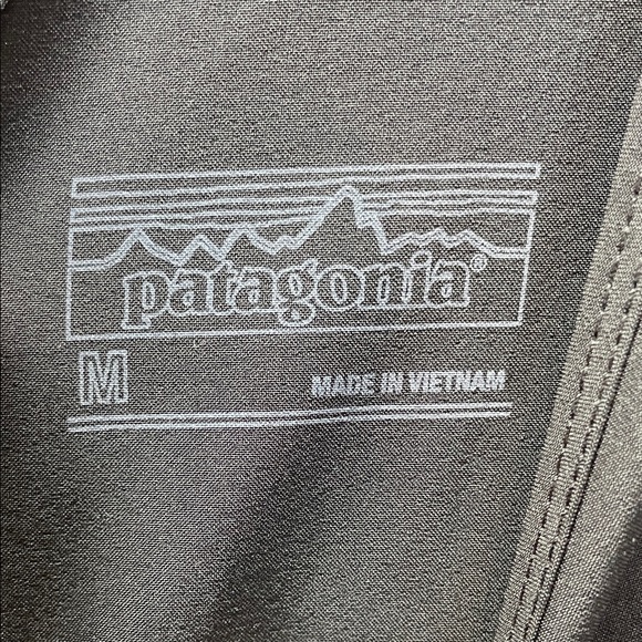 Patagonia Charcoal Sleeveless fleetwith Mini Dress - Picture 2 of 7